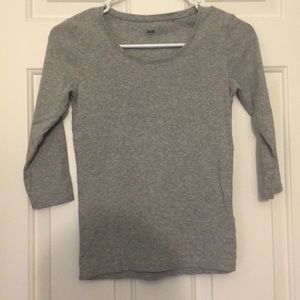 Mid length sleeve gray shirt